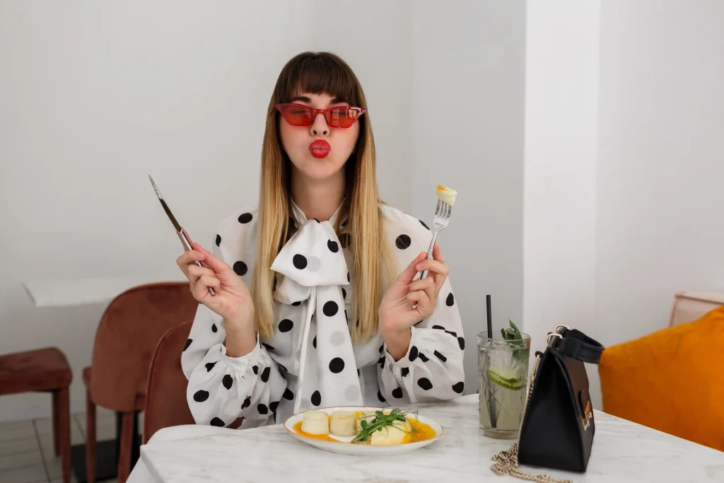 girl dinner